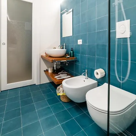 Old Court Luxury Suite&Spa By Monholiday Monopoli Exterior photo