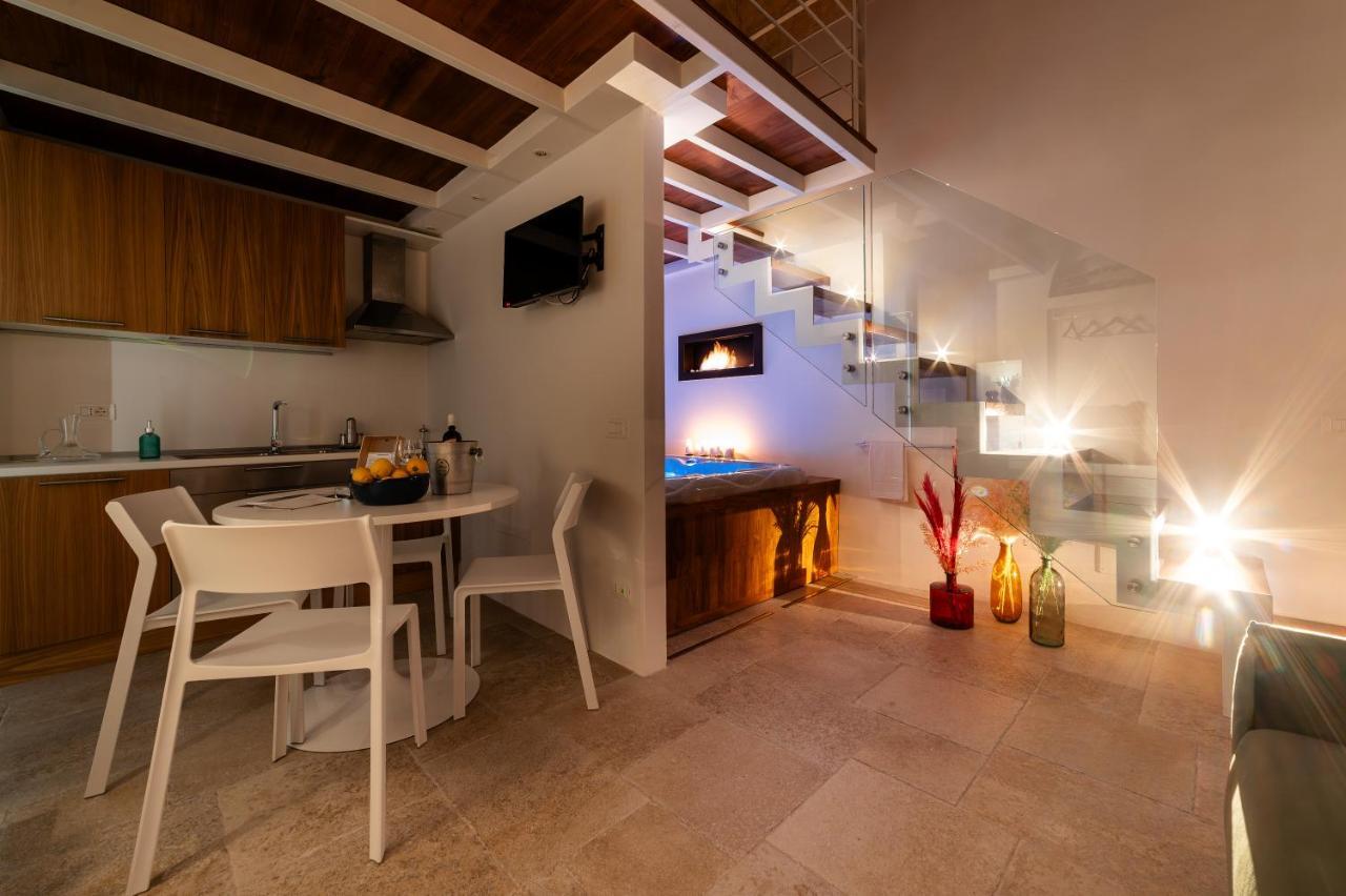 Apartment Old Court Luxury Suite&spa By Monholiday *