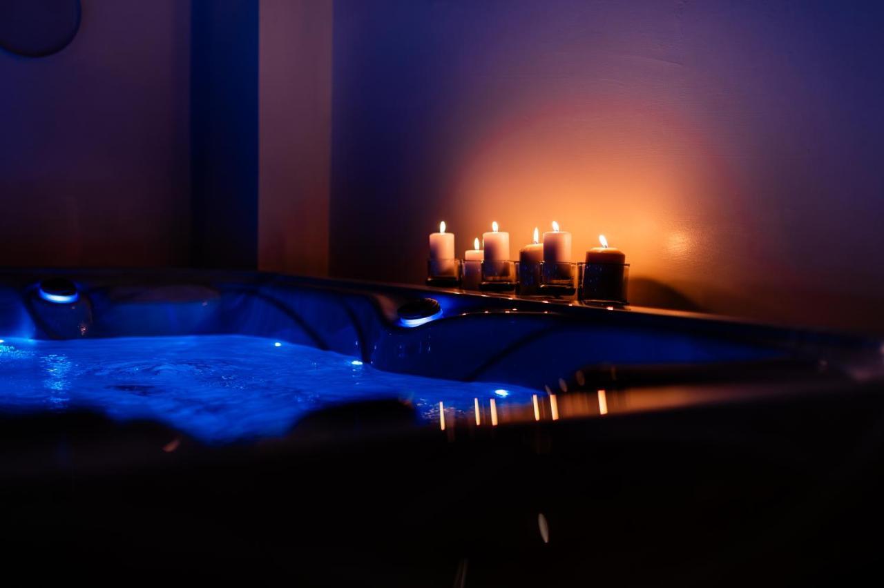 Old Court Luxury Suite&spa By Monholiday Monopoli