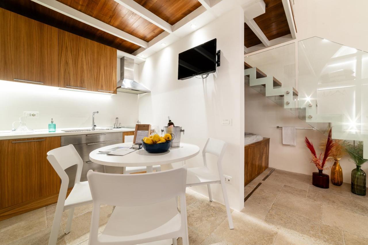 Old Court Luxury Suite&spa By Monholiday *